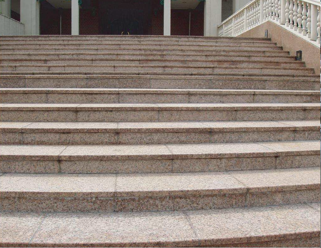 天然石の洗浄例（タイルクリーン）